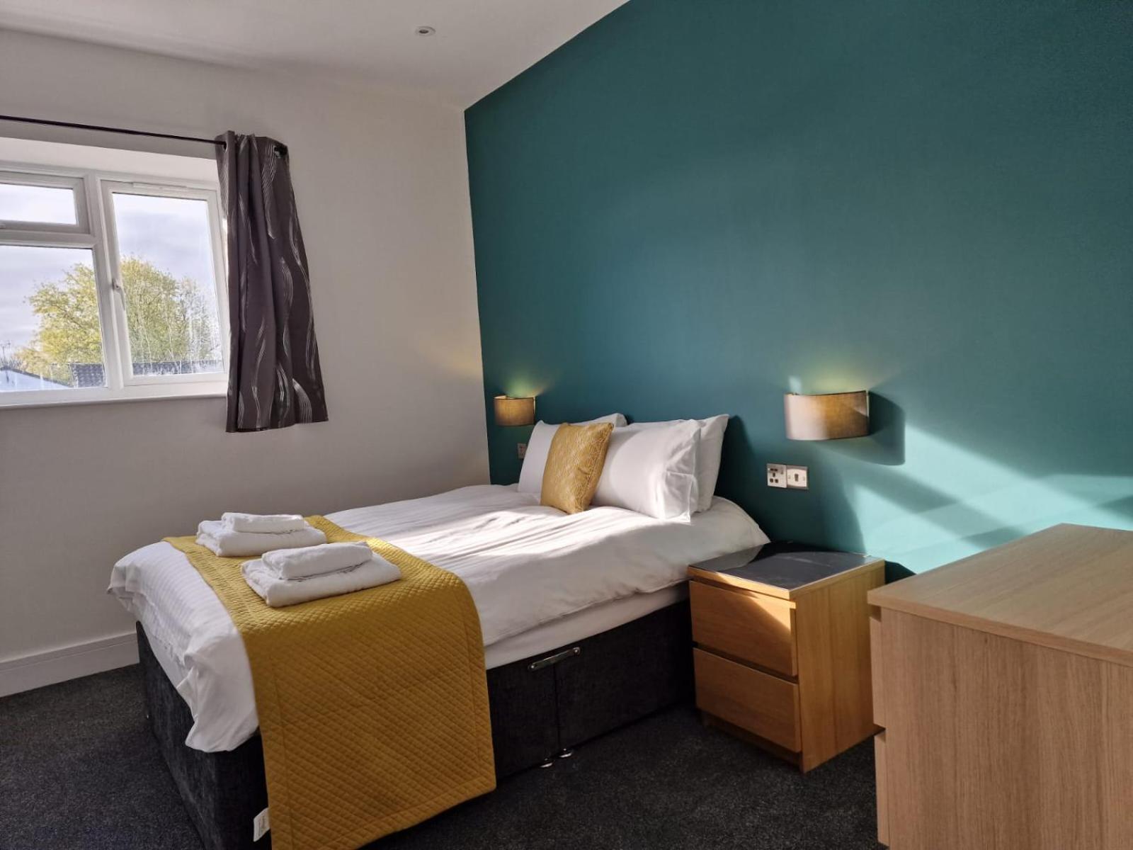 Alberton Apartments - Spacious - Newly Renovated Bristol Luaran gambar